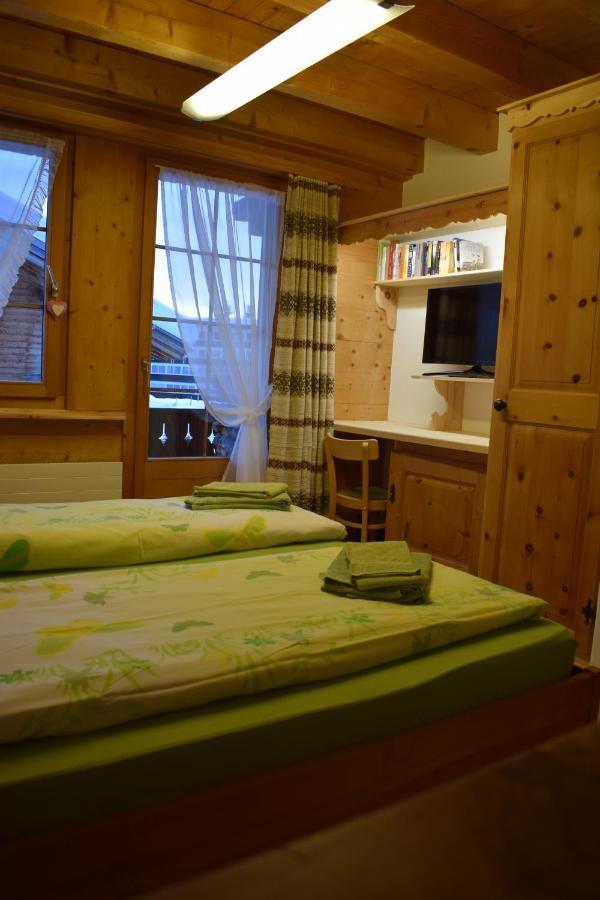 B&B Stiffler-Huus Davos Exterior photo