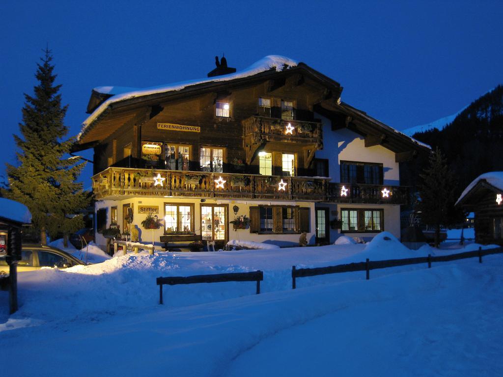 B&B Stiffler-Huus Davos Exterior photo
