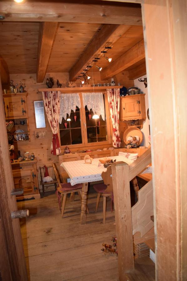 B&B Stiffler-Huus Davos Exterior photo